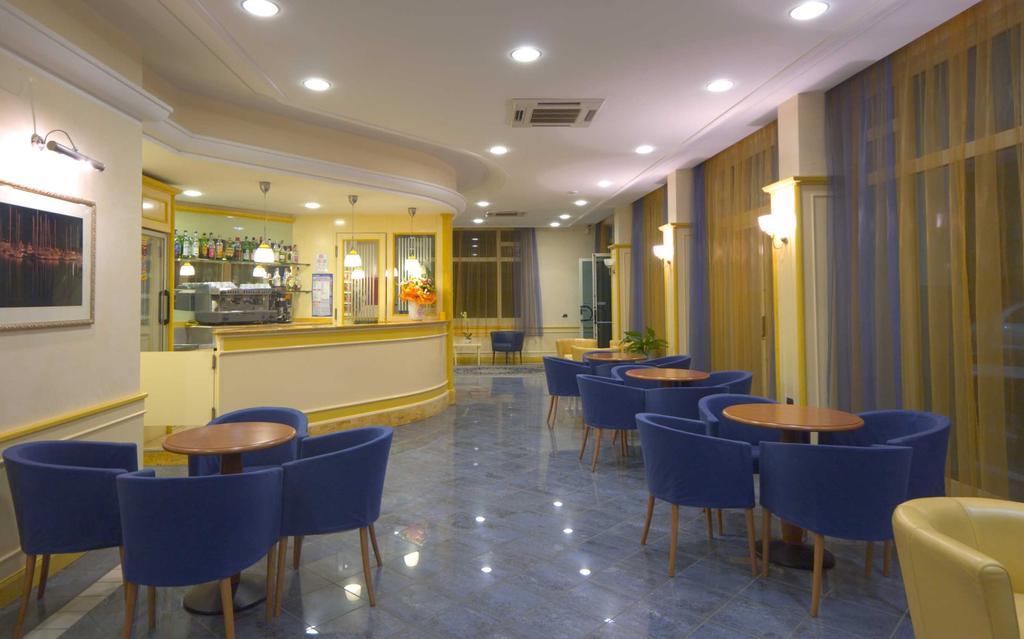 Hotel Sydney Сан-Бенедетто-дель-Тронто Екстер'єр фото